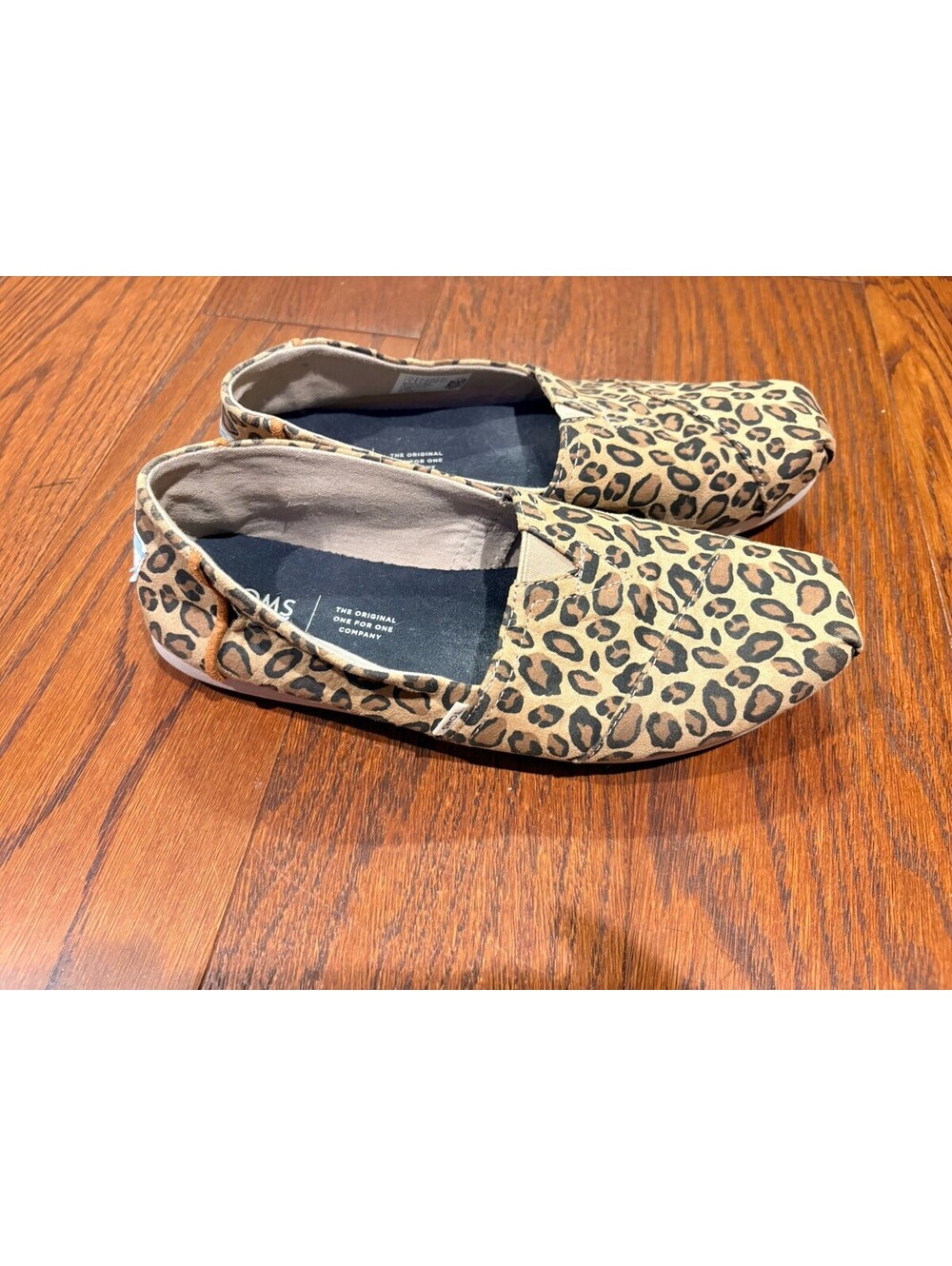 TOMS Women’s Brown Black Leopard Print Canvas Slip-On Flats Round Toe US 8